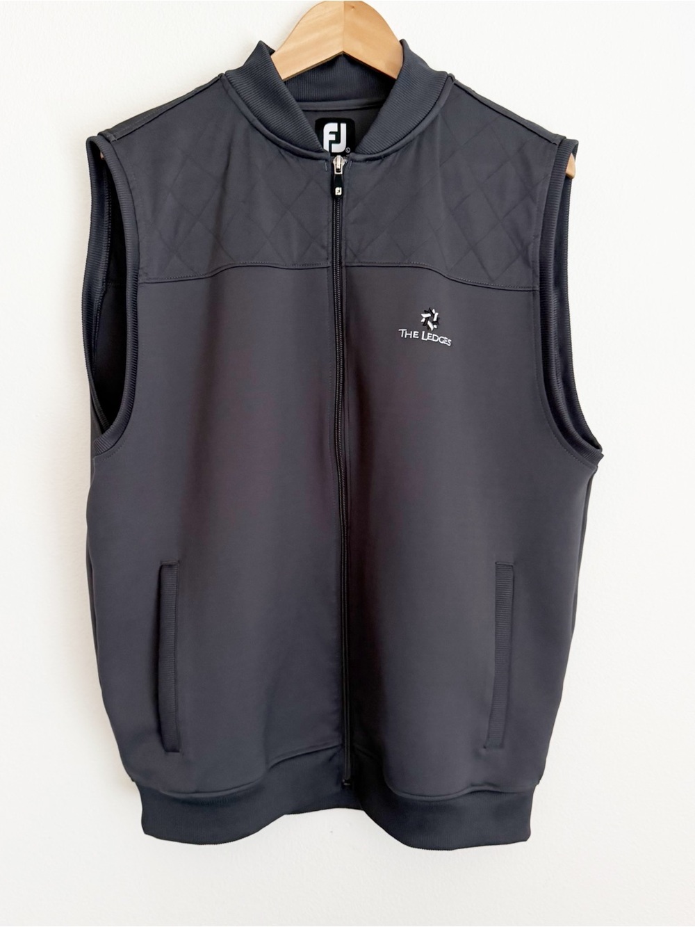 FootJoy Golf Vest Men L Gray Diamond Full Zip The Ledges Country Club Preppy